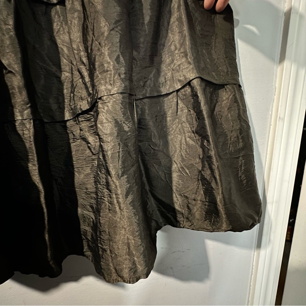 CLUB MONACO Dark Olive Green Flowy Skirt w/ Lining - Picture 5 of 10